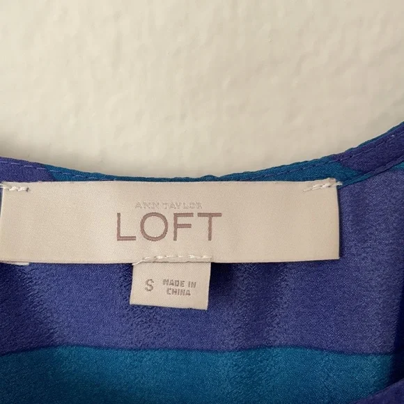 Loft brand. Size Small. Color green and blue - Picture 4 of 6